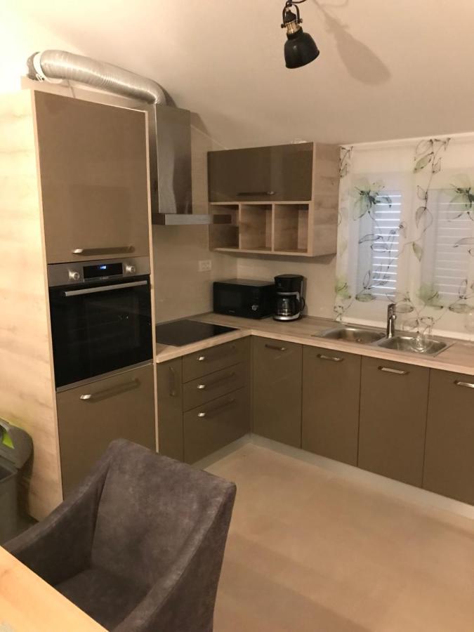 Apartament Albatros Kaštel Sućurac Zewnętrze zdjęcie