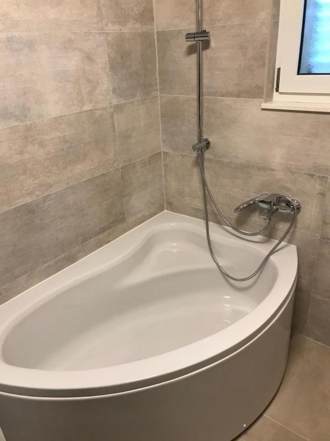 Apartament Albatros Kaštel Sućurac Zewnętrze zdjęcie