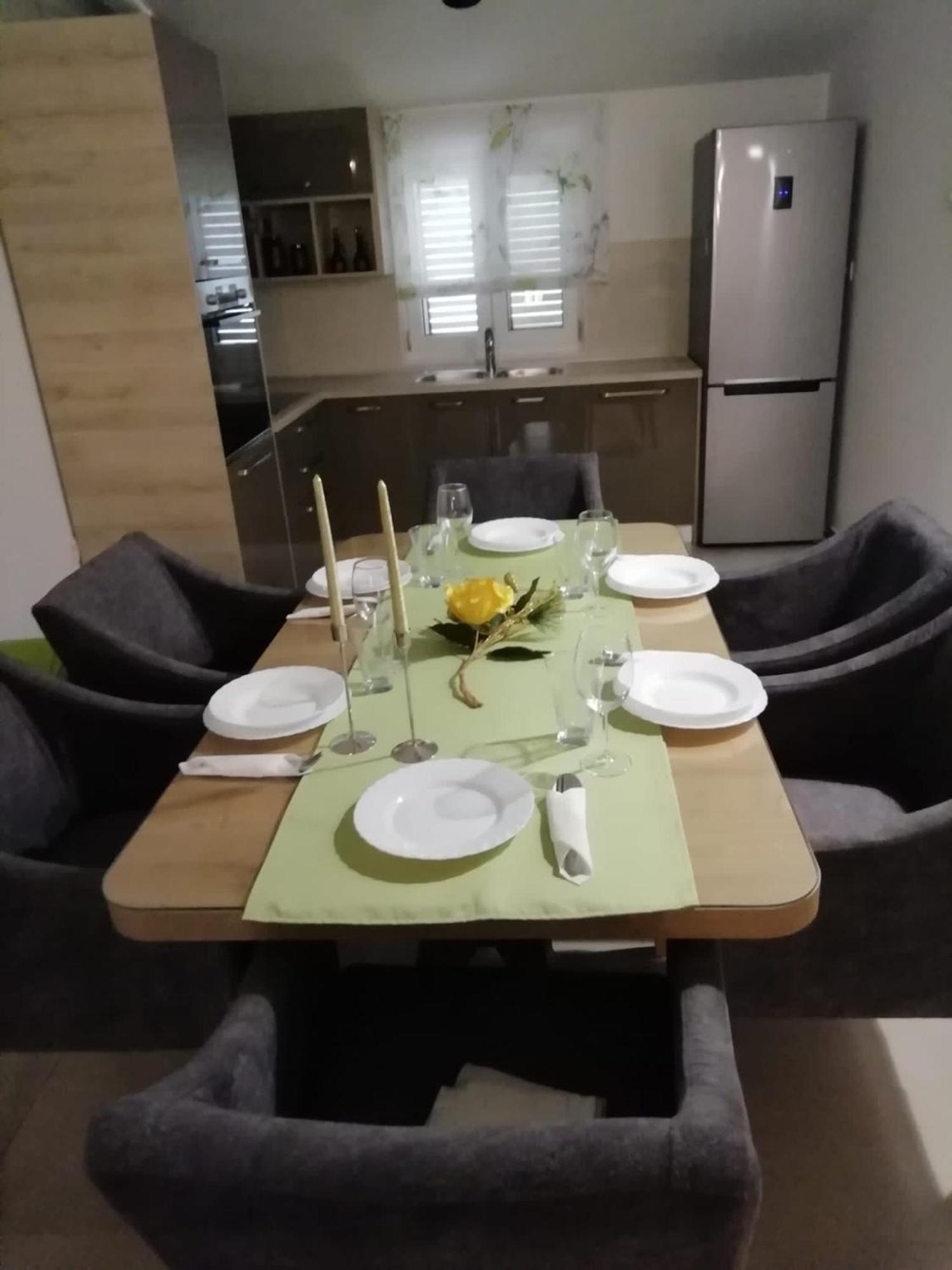 Apartament Albatros Kaštel Sućurac Zewnętrze zdjęcie